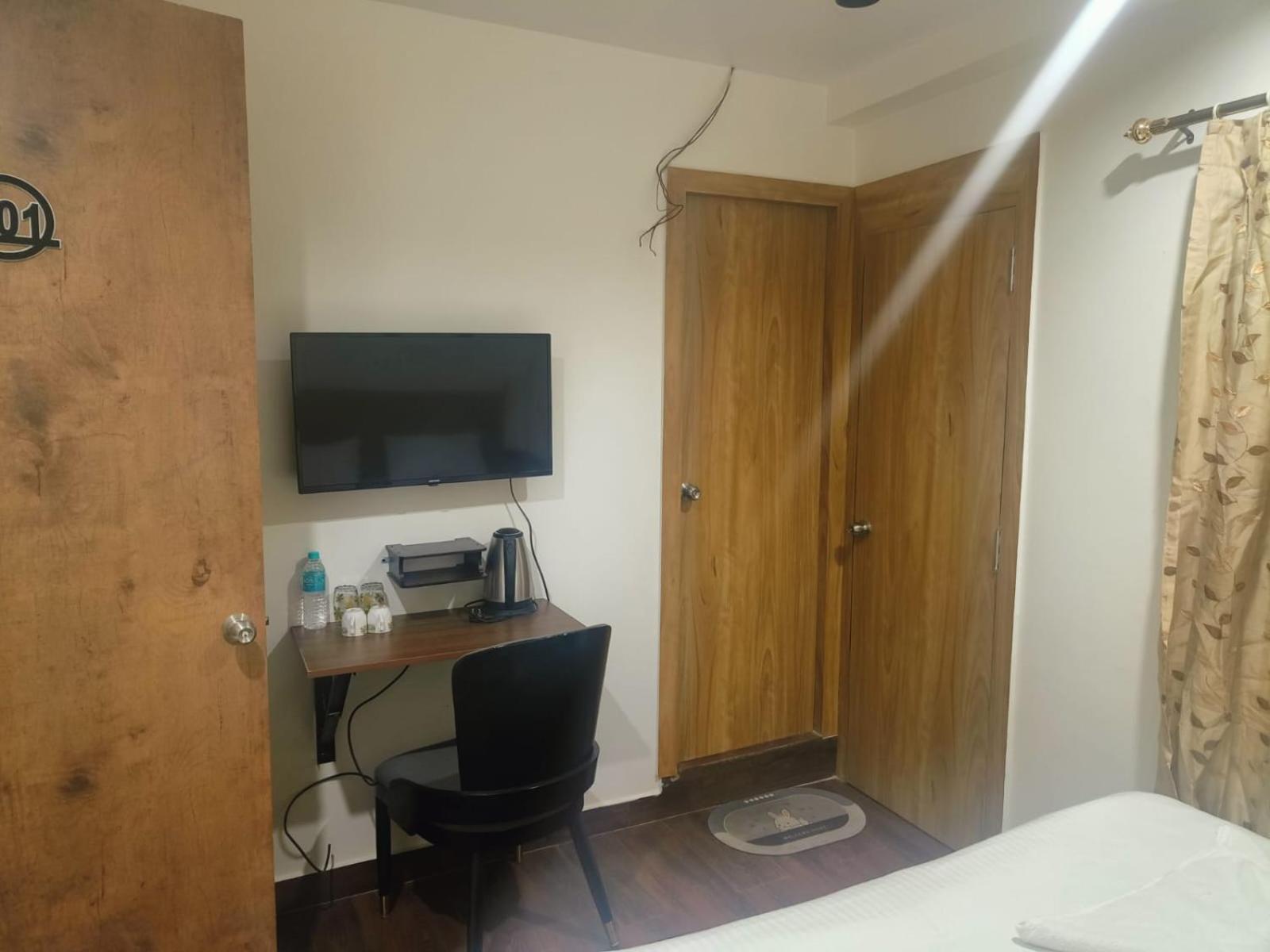 Hotel Abode Shillong Bagian luar foto